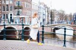 who is mocca, modeblog, fashionblog, influencer, vlogger, nike roshe run sneaker outfit, oversize cardigan, bikerhose mango, chanel double sided flap bag, double logo, vintage, amsterdam streetstyle, whoismocca.com