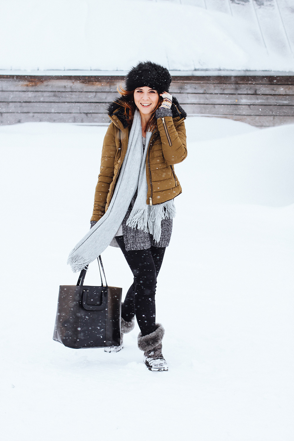 who is mocca, modeblog, fashionblog, influencer, schnee outfit, warme winter boots, gesteppte daunenjacke, winter outfit tirol, streestyle österreich, whoismocca.com