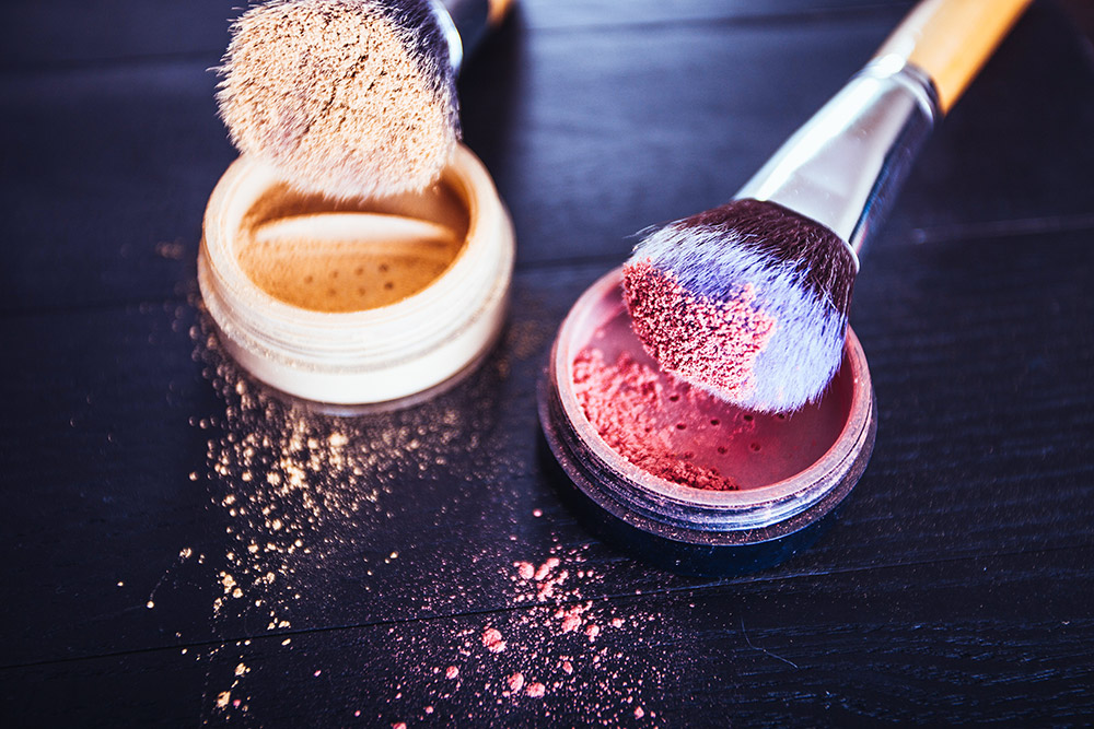 The 8 Must Have Make-up Brushes, Beauty Blog, whoismocca.com