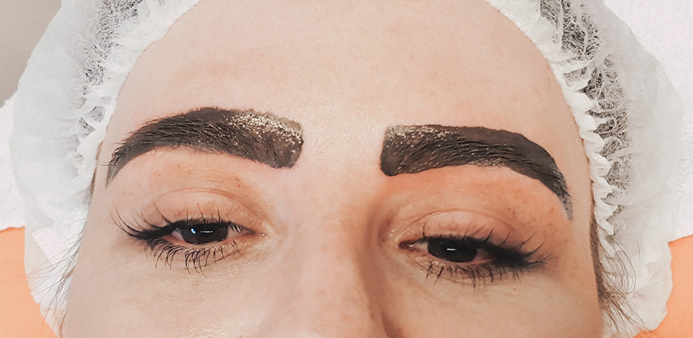 Was ist Microblading, Erfahrungen, Erfahrungsbericht, Vorher-Nachher, Natürliche Augenbrauen, Perfekte Augenbrauen, goldener Schnitt, Permanent Make-Up, Beauty Blog, whoismocca.com