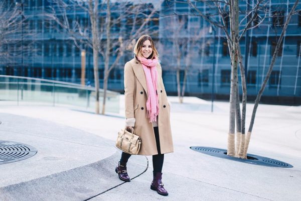 Balenciaga Cut-Out Boots, Camel Mantel und Mulberry Bayswater Tasche, Winter Outfit, Streetstyle, Innsbruck, Pink Outfit, Fashion Blog, Modeblog, Style Blog, Outfit Blog, whoismocca.com