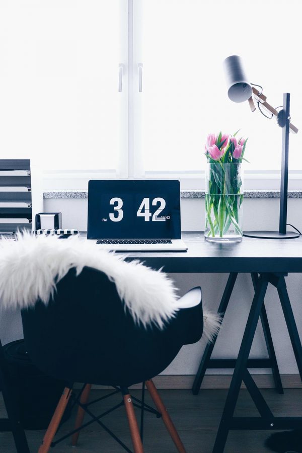 Fashion Blogger Home Office, stylisches Home Office, Büro für Zuhause, Workspace einrichten, Einrichtungsideen Home Office, Arbeitsbereich Zuhause, Interior Blog, Interior Magazin, www.whoismocca.com