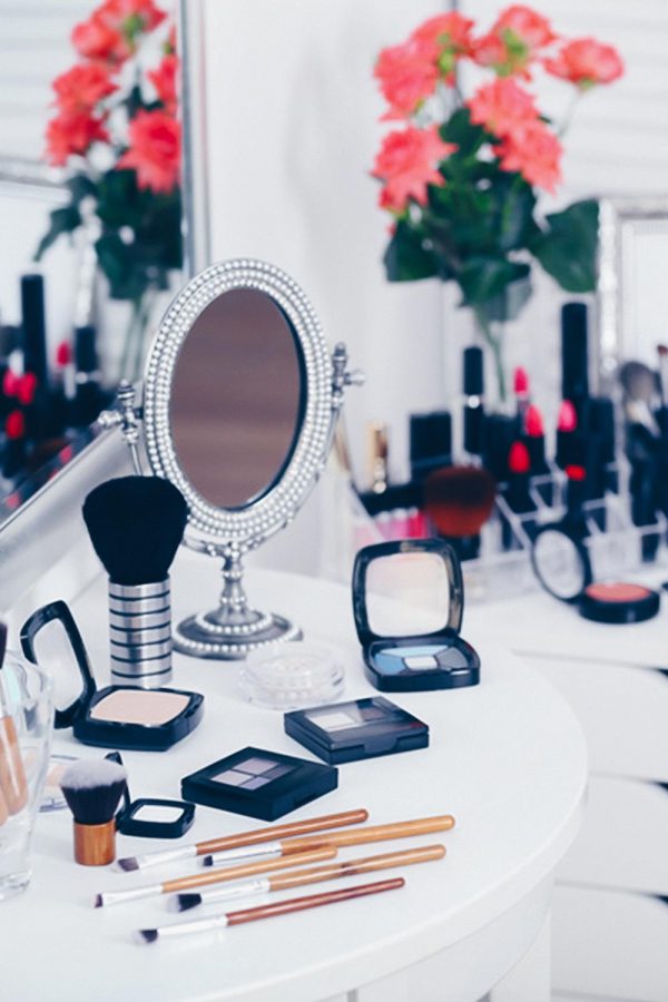 Beauty Fragen, Beauty Special, Was hilft gegen Augenringe, Was hilft für weißere Zähne, schlechte Inhaltsstoffe Haut, was hilft gegen kaputte Spitzen, Makeup im Sommer, oil pulling, öl ziehen, Beauty Blog, Beauty Magazin, www.whoismocca.com