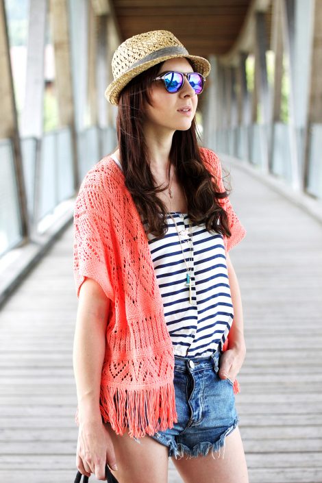 Outfit: One Teaspoon Shorts und Fransen Kimono Outfit: One Teaspoon Shorts und Fransen Kimono