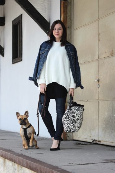 Layering mit einer Jeans von Zara und einem Kleid von COS Layering mit einer Jeans von Zara und einem Kleid von COS