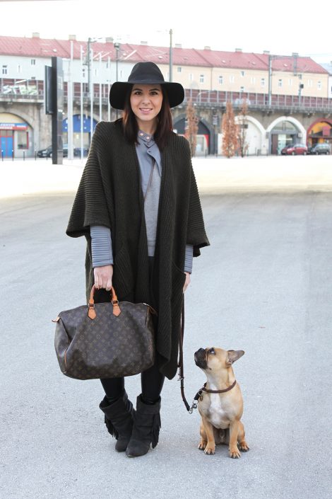 Isabel Marant pour H&M Boots mit Strick-Cape und Lederjacke von Asos Isabel Marant pour H&M Boots mit Strick-Cape und Lederjacke von Asos