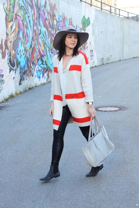 Vila Vipinta Knit Cardigan und graue Ankle Boots von Pretty Ballerinas Vila Vipinta Knit Cardigan und graue Ankle Boots von Pretty Ballerinas