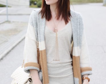 Strappy Flats von Sarenza, Topshop-Cardigan und Chanel Strappy Flats von Sarenza, Topshop-Cardigan und Chanel