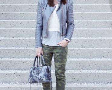 Camouflage Jeans von Zara und graue Lederjacke Camouflage Jeans von Zara und graue Lederjacke