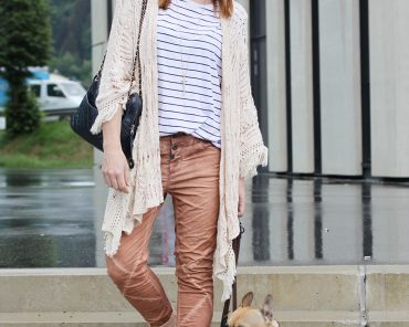 Timezone Jeans, Leo-Pumps, Chanel und Fransen-Kimono Timezone Jeans, Leo-Pumps, Chanel und Fransen-Kimono