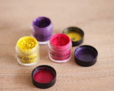 P2 Holi Beauty Festival Limited Edition P2 Holi Beauty Festival Limited Edition