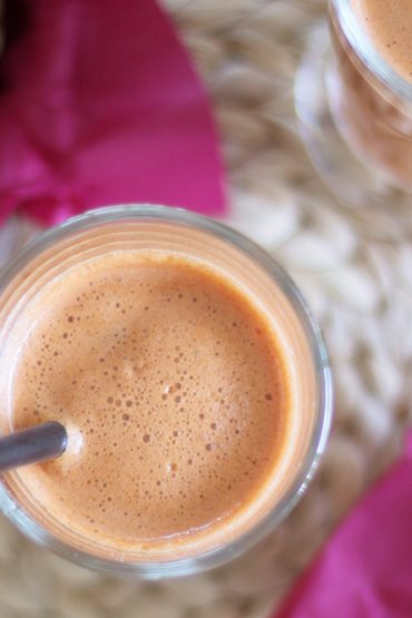 Entsafter von Braun und vegane Reste-Muffins mit Karotte, Apfel und Zucchini Entsafter von Braun und vegane Reste-Muffins mit Karotte, Apfel und Zucchini