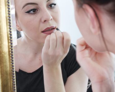 #PowerMinute – Eyeliner von Manhattan, Mac Lipliner Soar und Mac Lippenstift Twig #PowerMinute – Eyeliner von Manhattan, Mac Lipliner Soar und Mac Lippenstift Twig