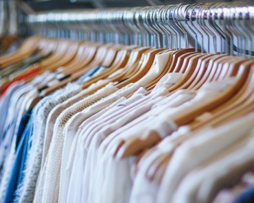 Mein Ankleidezimmer für Kleidung, Schuhe und Accessoires Mein Ankleidezimmer für Kleidung, Schuhe und Accessoires