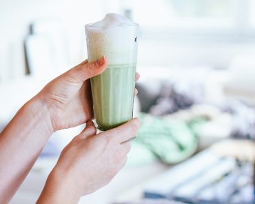 vegane Matcha Rezepte: Matcha Müsli, Matcha Latte, Matcha Kekse vegane Matcha Rezepte: Matcha Müsli, Matcha Latte, Matcha Kekse