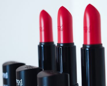 Weekly Vlog 6: DM trend IT UP Event in Düsseldorf Weekly Vlog 6: DM trend IT UP Event in Düsseldorf