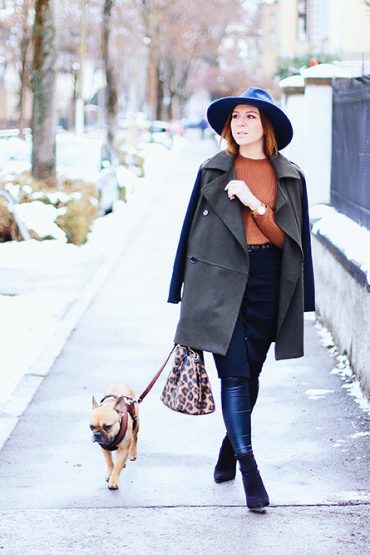 Rock über Hose: So kombiniere ich einen High Waist Rock über eine Leder Leggings Rock über Hose: So kombiniere ich einen High Waist Rock über eine Leder Leggings