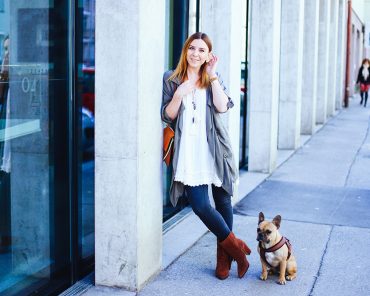 Boho Outfit im Frühling mit Tunika und Fransen Boots Boho Outfit im Frühling mit Tunika und Fransen Boots