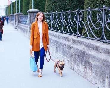 Wie kann man eine hellblaue Tasche kombinieren? Wie kann man eine hellblaue Tasche kombinieren?