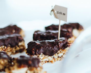 Fitness Snack: Leckere Fitness Riegel schnell selber machen Fitness Snack: Leckere Fitness Riegel schnell selber machen