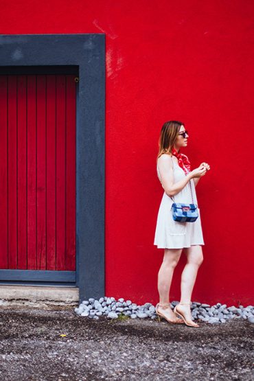 Camisole Kleid im Lingerie Stil und Michael Kors Denim Tasche Camisole Kleid im Lingerie Stil und Michael Kors Denim Tasche