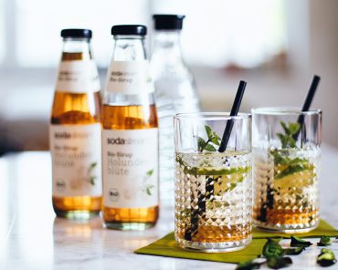 Sommerdrinks: 4 leckere SodaStream Rezepte mit und ohne Alkohol Sommerdrinks: 4 leckere SodaStream Rezepte mit und ohne Alkohol