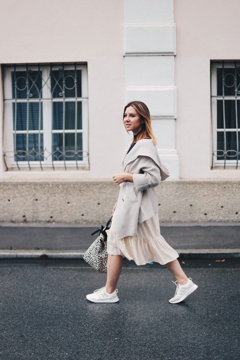 So trägt man das Sommerkleid im Herbst! So trägt man das Sommerkleid im Herbst!