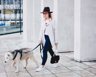 Back to Basics! Outfit mit Jeans, Levi’s Shirt und Sneakers Back to Basics! Outfit mit Jeans, Levi’s Shirt und Sneakers