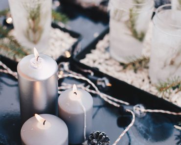 Eis-Teelichter – Winter-DIY für draußen! Eis-Teelichter – Winter-DIY für draußen!