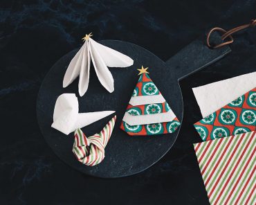 Servietten falten zu Weihnachten: 3 geniale Servietten-Techniken für die Feiertage! Servietten falten zu Weihnachten: 3 geniale Servietten-Techniken für die Feiertage!