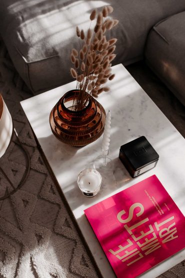 Couchtisch mit Stil: Die schönsten Coffee Table Books Couchtisch mit Stil: Die schönsten Coffee Table Books