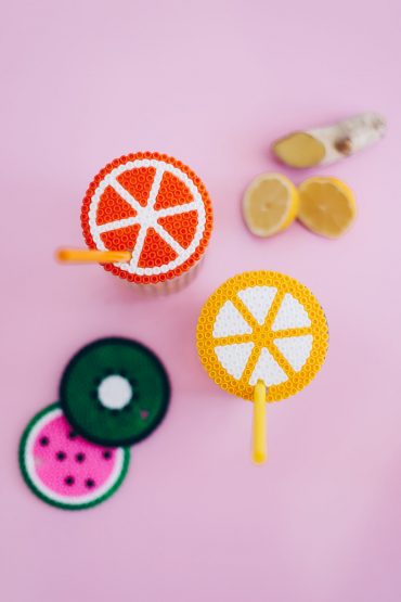 DIY: Fruchtige Glasdeckel und Untersetzer aus Bügelperlen! DIY: Fruchtige Glasdeckel und Untersetzer aus Bügelperlen!
