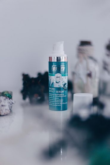 Bio-Alge und natürliche Hyaluronsäure: Das lavera Hydro Effect Serum Bio-Alge und natürliche Hyaluronsäure: Das lavera Hydro Effect Serum