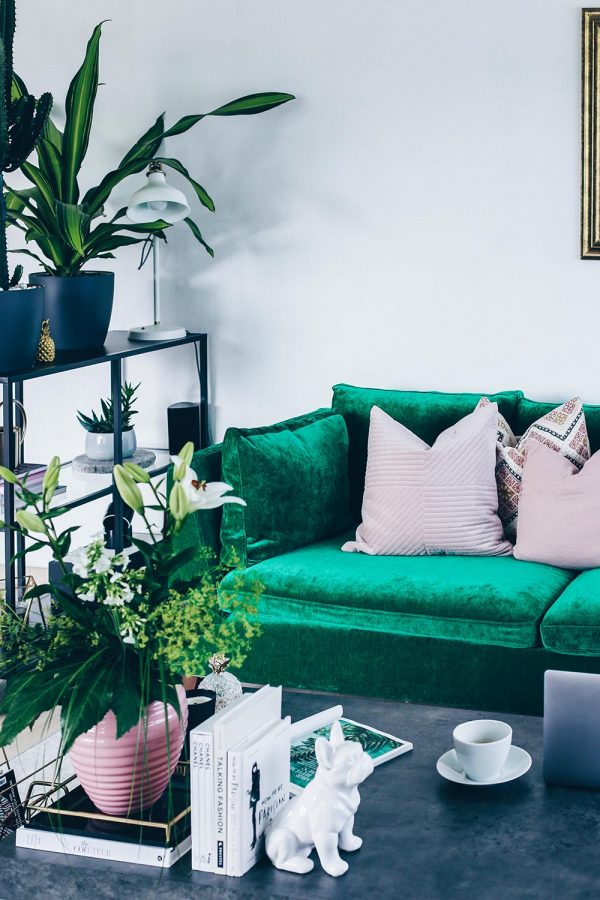 Unsere neue Wohnzimmer-Einrichtung in Grün, Grau und Rosa!