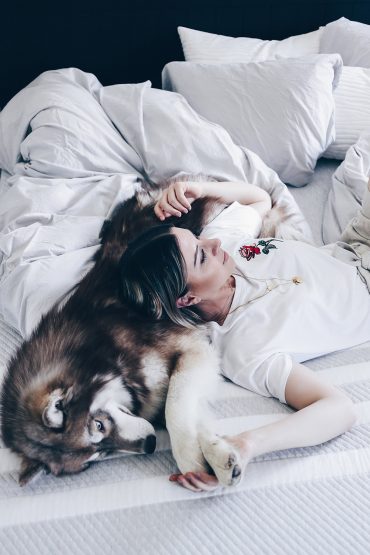 Schlaf gut #Homestory! Goldene Tipps für einen erholsamen Schlaf! Schlaf gut #Homestory! Goldene Tipps für einen erholsamen Schlaf!