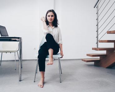 #fitforsuccess Effektives Büro-Workout für Bauch, Beine, Po und Rücken! #fitforsuccess Effektives Büro-Workout für Bauch, Beine, Po und Rücken!