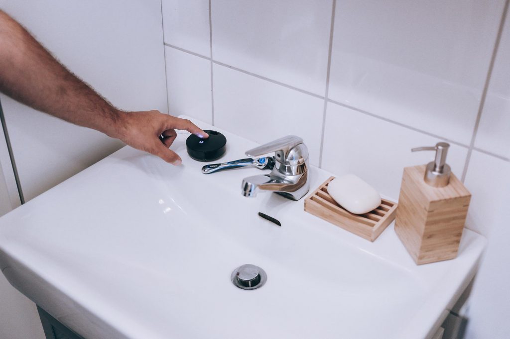 So einfach lässt sich ein kleines Badezimmer modern gestalten! - Life