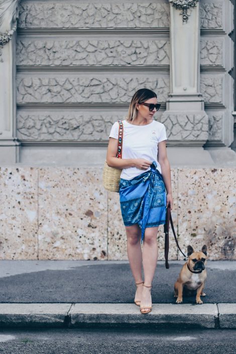 Outfit-Idee: Paisley Kleid als Rock tragen (+Must-have Birkin Basket) Outfit-Idee: Paisley Kleid als Rock tragen (+Must-have Birkin Basket)