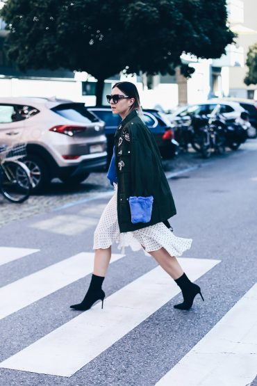 Der Sock Boots Trend: Styling-Tipps + Outfit-Ideen Der Sock Boots Trend: Styling-Tipps + Outfit-Ideen