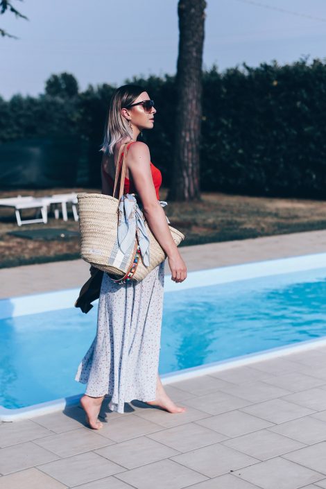 #Pooltime! Lockeres Sommer Outfit mit Wickelrock und XL-Korbtasche #Pooltime! Lockeres Sommer Outfit mit Wickelrock und XL-Korbtasche