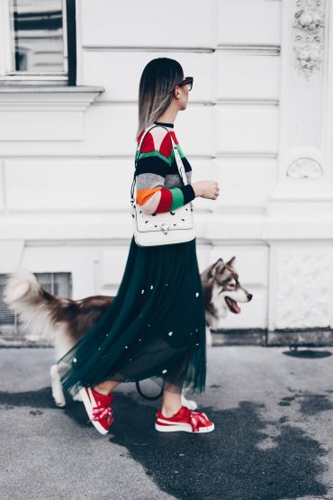 Tüllrock kombinieren: Outfit mit Puma Basket Heart Sneakers Tüllrock kombinieren: Outfit mit Puma Basket Heart Sneakers