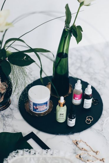 Meine aktuellen Beauty Favoriten von Pixie, The Ordinary, NIOD und Co. Meine aktuellen Beauty Favoriten von Pixie, The Ordinary, NIOD und Co.