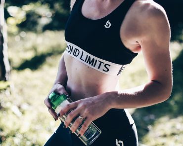 Meine Must-haves für ein lässiges Sport Outfit Meine Must-haves für ein lässiges Sport Outfit