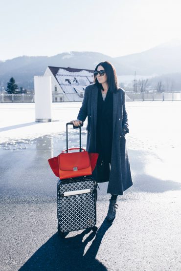 Travel in Style: Mein Flugzeug Outfit und der perfekte Handgepäck Koffer! Travel in Style: Mein Flugzeug Outfit und der perfekte Handgepäck Koffer!
