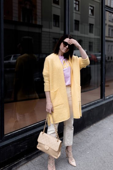 Pastellfarben kombinieren: Mein Alltagsoutfit mit Culotte, Print-Shirt und Cardigan! Pastellfarben kombinieren: Mein Alltagsoutfit mit Culotte, Print-Shirt und Cardigan!