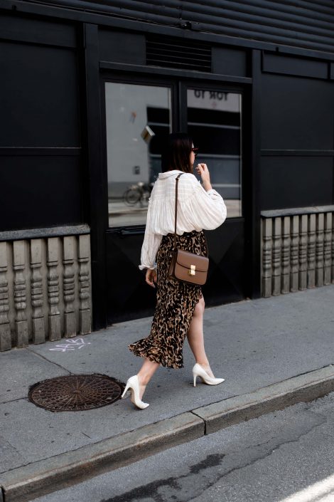 Leo-Muster im Alltag tragen? 7 Styling-Tipps für den animalischen Modetrend! Leo-Muster im Alltag tragen? 7 Styling-Tipps für den animalischen Modetrend!