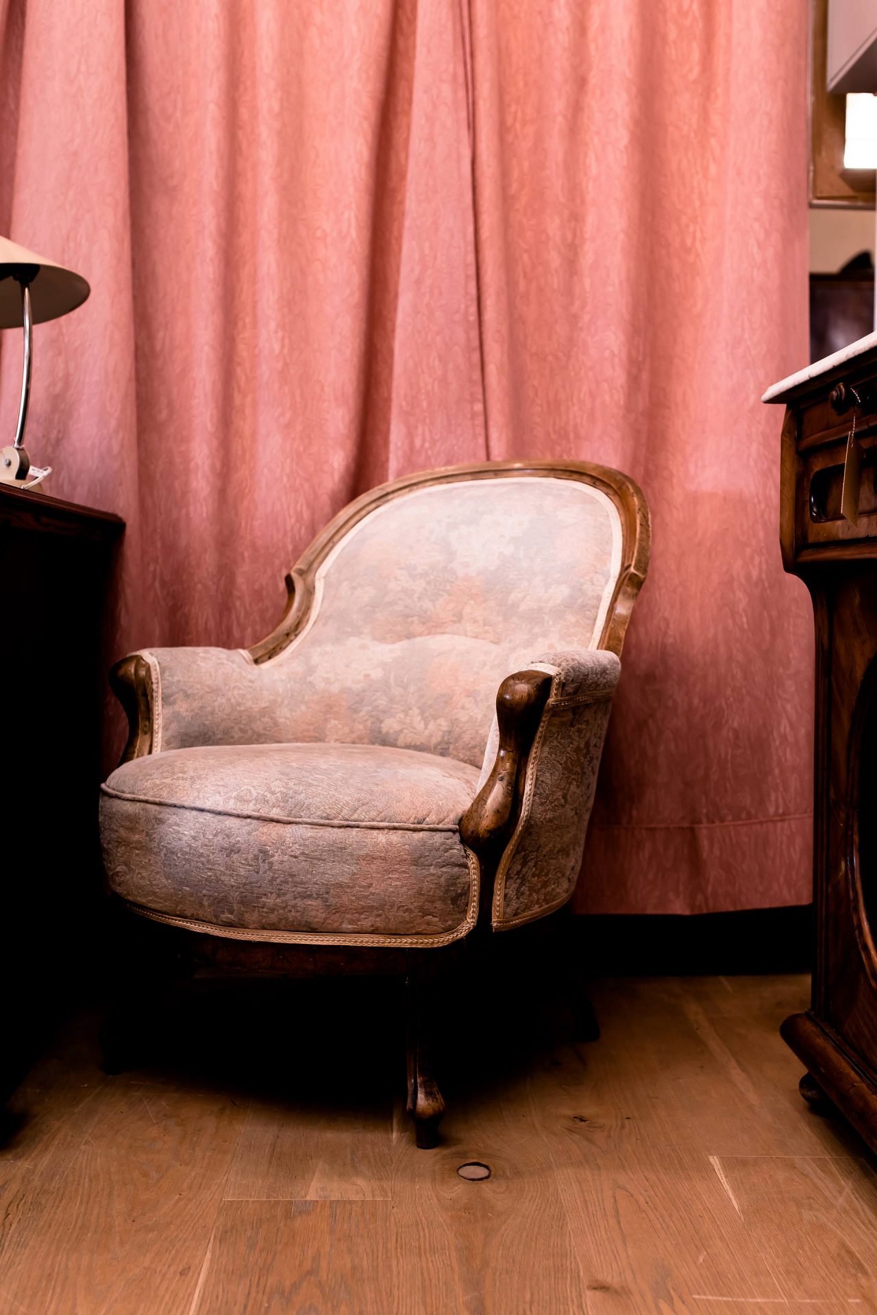 Einrichtungstipps: Was man beim Vintage-Möbel-Shopping beachten sollte