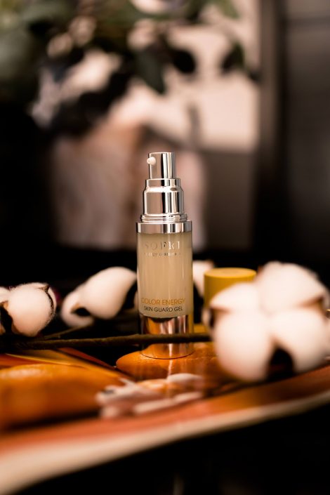 Das Color Energy Skin Guard Gel: wirksame Pflege gegen Bildschirmlicht! Das Color Energy Skin Guard Gel: wirksame Pflege gegen Bildschirmlicht!