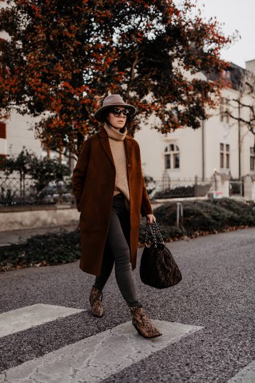Herbst/Winter Modetrends: ein langer Mantel für den Alltag! Herbst/Winter Modetrends: ein langer Mantel für den Alltag!