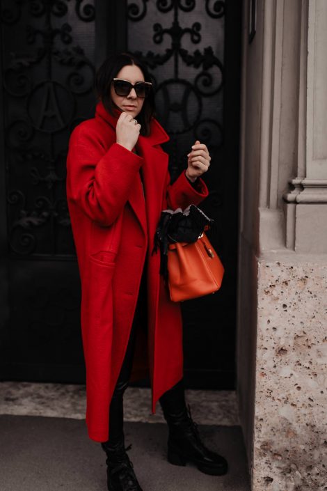 der rote Mantel im Winter – so kombiniere ich den Hingucker im Alltag! der rote Mantel im Winter – so kombiniere ich den Hingucker im Alltag!